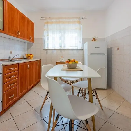 Apartman Tara